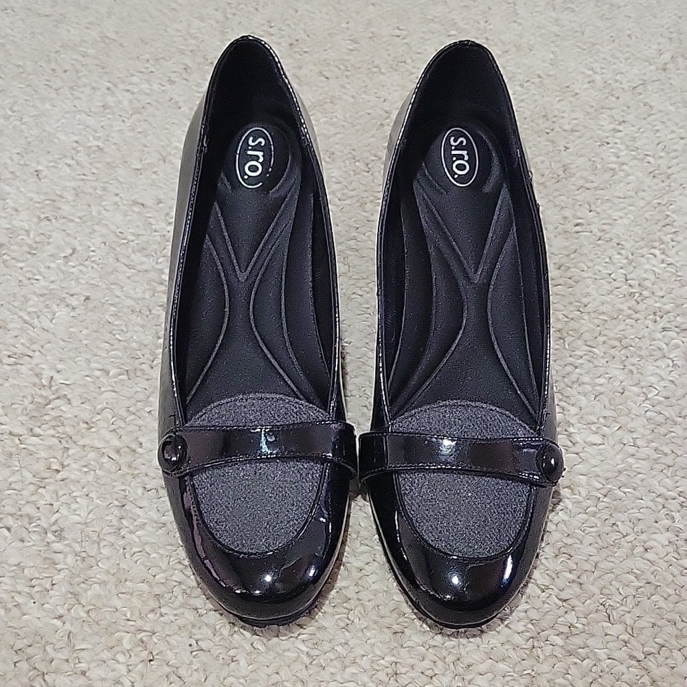 s.r.o. black patent leather heels with gray flannel accent.  Size 9.